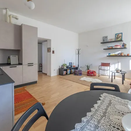 Zensiro アパート *