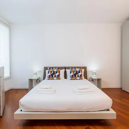 Lägenhet Stylish Flat In Nolo District By Metro Rovereto *