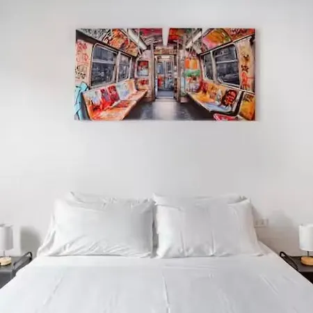 Apartman Stylish Flat Near Duomo - Metro 50 M - 4 Guests Milánó