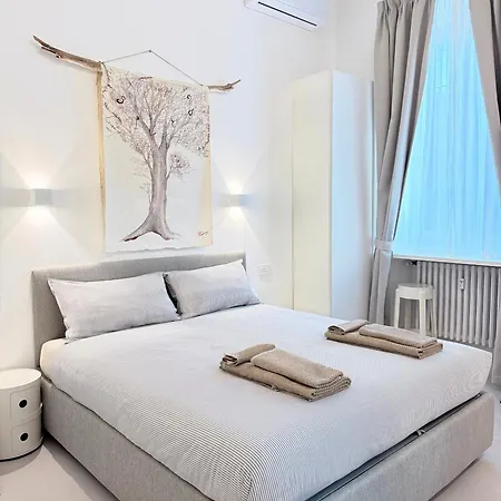 San Barnaba Boutique Suites - Duomo & Policlinico * Milan