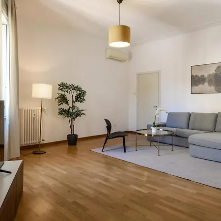 דירה Vigoni 4 - Fabulous For 6 People *