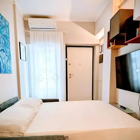 Navigli Bocconi - Free Private Garage Милан