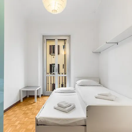 Fara - Centro - 8 Posti - Wifi מילאנו