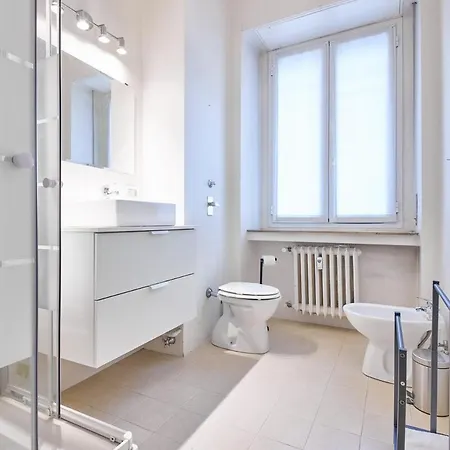 아파트 Porta Nuova Luxury 8 Minutes From The Duomo, With Ac And Wifi 밀라노