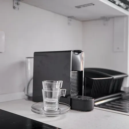 Domusmi Via Fiuggi * Milão