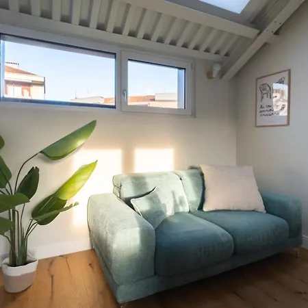 Appartement Attic Design - Duomo 15 Min - Free Wifi Milan