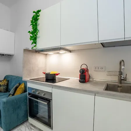 Bright '46' Cosy And Apartament *