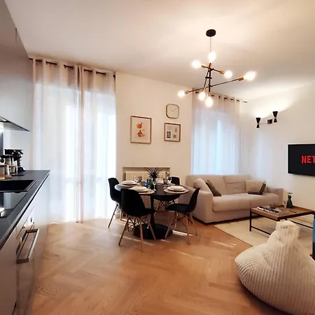 Sarpi W - Terrace Or Balcony Apartman *