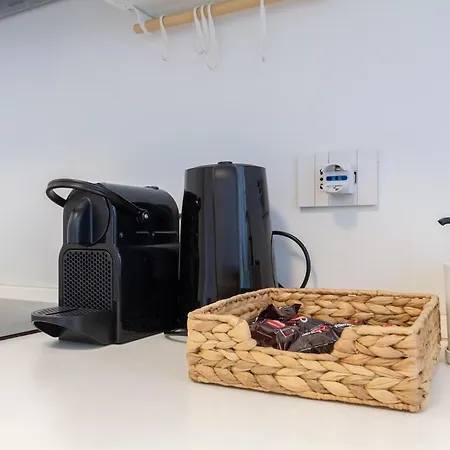 아파트 Shopping District