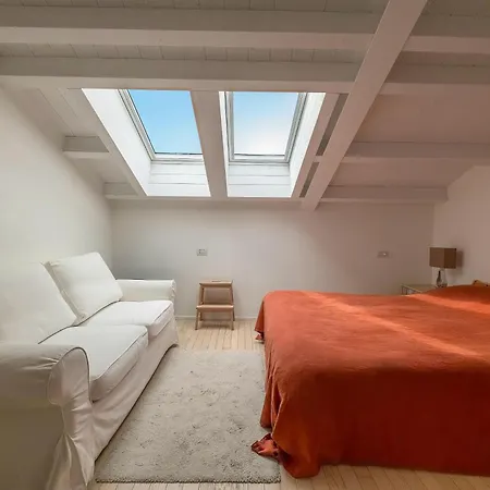 Апартаменты Skylife White Penthouse