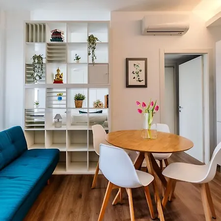 Station - Private Terrace, Netflix & Wi-fi Milão