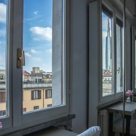 Garibaldi Apt-milan Moscova District-cozy&central