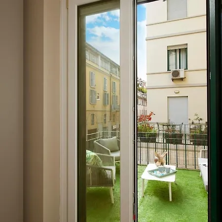 公寓 Stylish With Private Terrace & 2 Baths