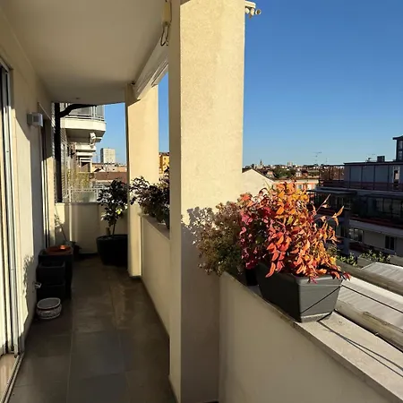 Апартаменты Bright House Between Navigli And Parco Solari Милан