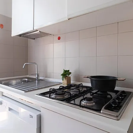 Daire Italianway Comfort - Negroli 11 *