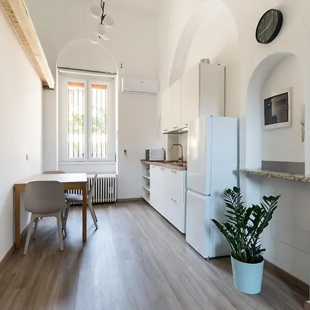 Guesthost - Mm2 Lambrate Bright * Milão