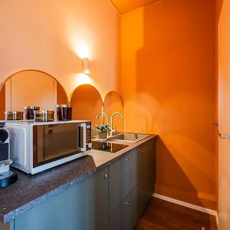 The Icon - Duomo View Apartment Mailand