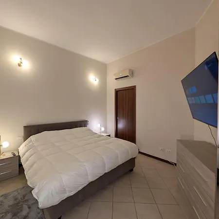 Ampio Milano-lambrate Desing District Accessibile Senza Barriere Architettoniche E Letto King Size דירה מילאנו