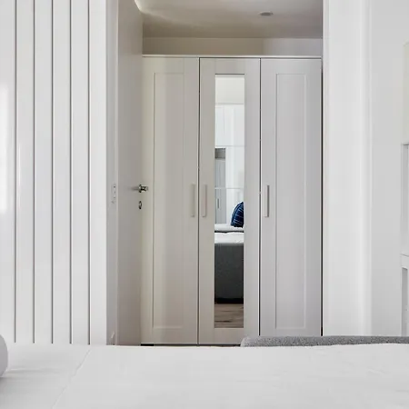 Domusmi Via Fiuggi Milão