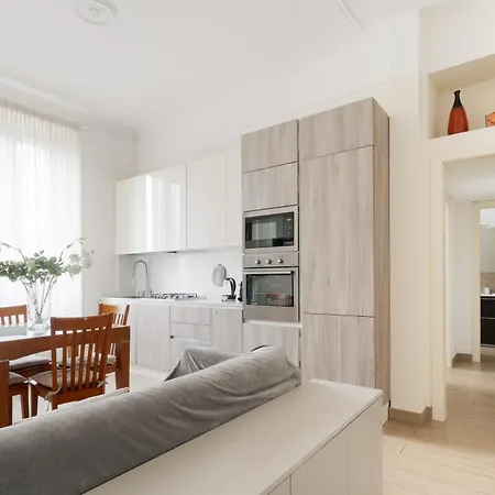 Guesthost - Stylish In Porta Romana * מילאנו