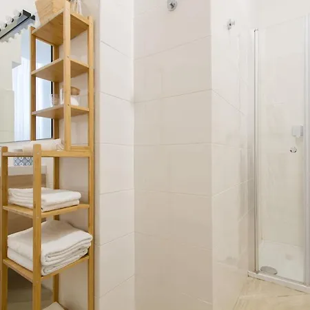 Casarudy-2 Bedrooms & Bathrooms Station * Mediolan