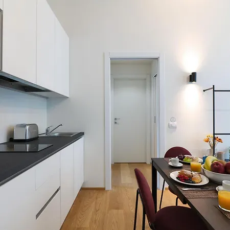 Sweett - Classy Duomo Iv Apartment