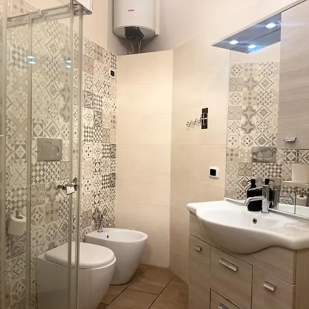 Apartment Acasadiimma Loft Elegante A 2 Min Da Metropolitana Porta Romana Con Wifi, Corte Interna *