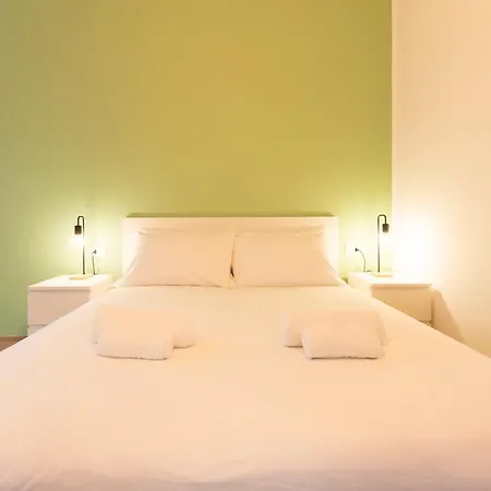 I-host - Sangro * Milan