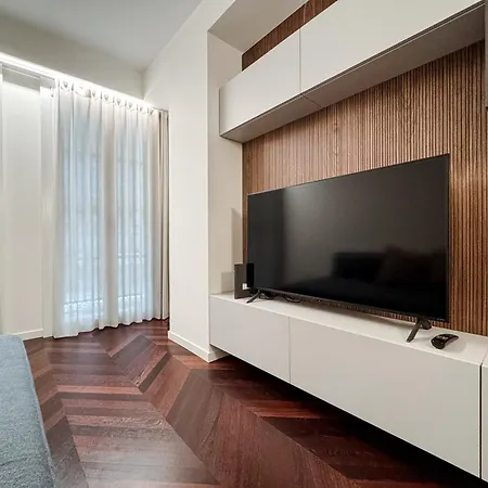 Apartament Medici5 - Luxury With Wellness Area Mediolan