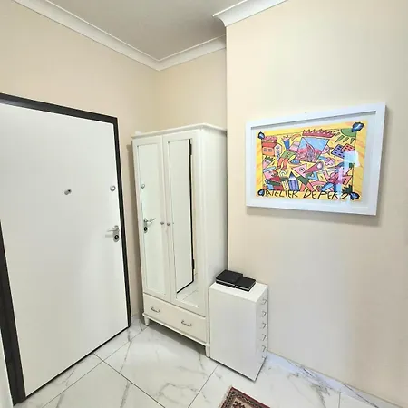 Arrivasti Stays, Spacious In Centre Apartment Milan
