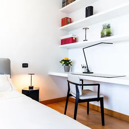 Unit D With View And Terrace * Mediolan