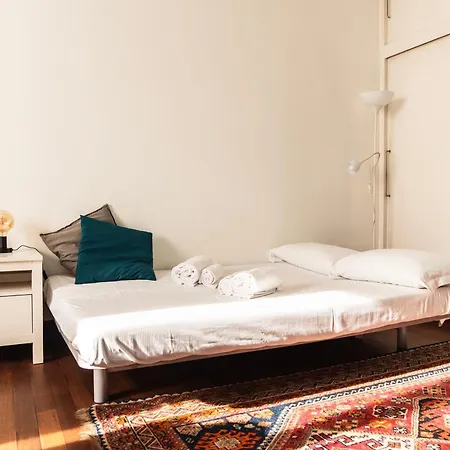 Youhosty - Ticinese Wood 60 * Milan