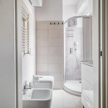 Domusmi Via Fiuggi Apartamento Milão