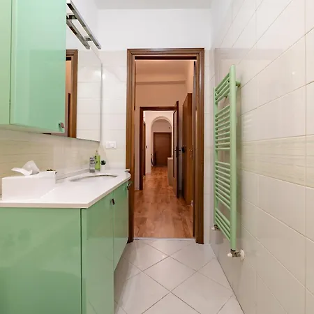 Apartament Comfort Steps From The Duomo - Metro Right Outside *