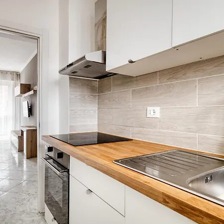 Quiet Modern - Linate Airport Apartment *