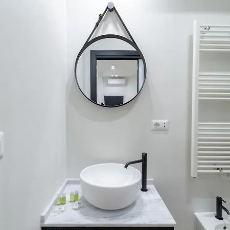 Lejlighed Boutique Flat Steps From Duomo *