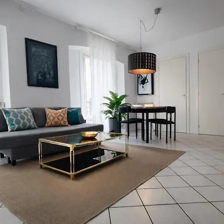 Urban Flat Melzo * Milán