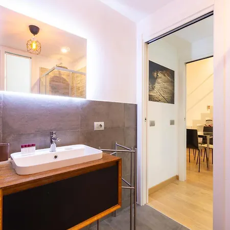 Appartamento I-host - Ticinese 107