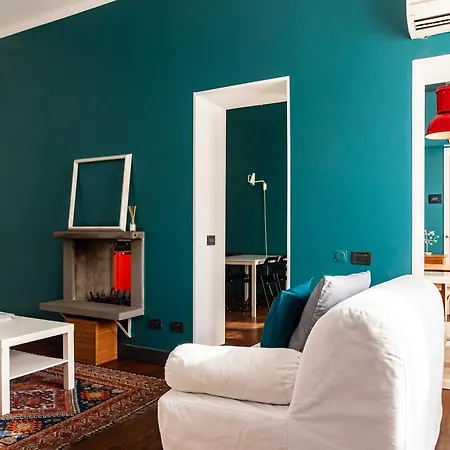 Youhosty - Ticinese Wood 60 * Milan