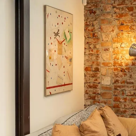 Urban-ethnic Con Ac, Wifi E Smart Tv Milão