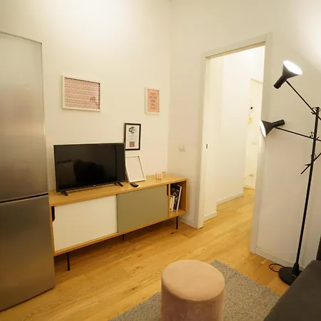 M5 Cenisio 5min-buzzi 3min-citylife-mico-chinatown-ac Apartment *
