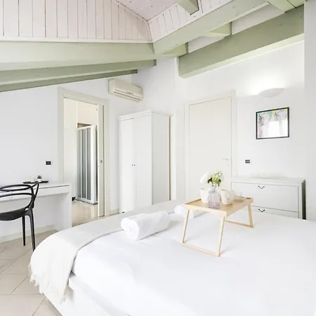Easylife - - C Italia 68bp5 - P Ticinese Appartement *