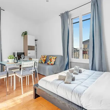 Appartamento Alz54 Navigli Bright View Of The Navigli Milano