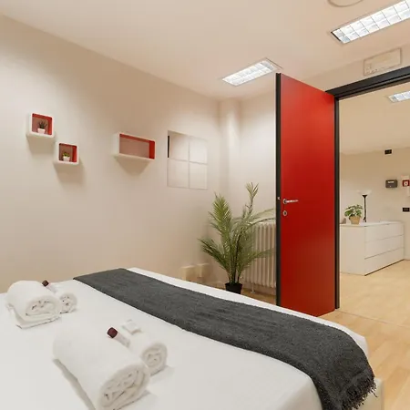 Urban Loft With Pool Table - M3 And Train Station - Duomo In 10 Min Appartamento *
