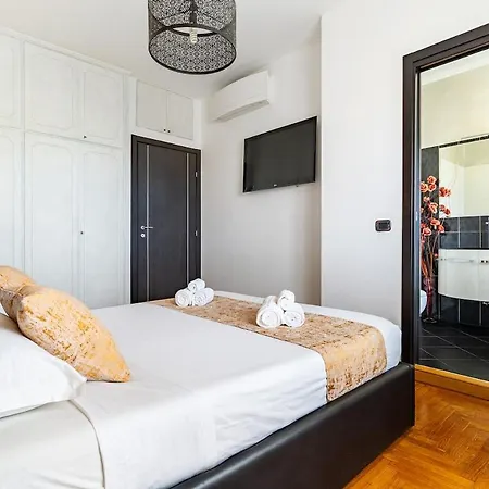San Siro Duomo Park Free Apartmán *