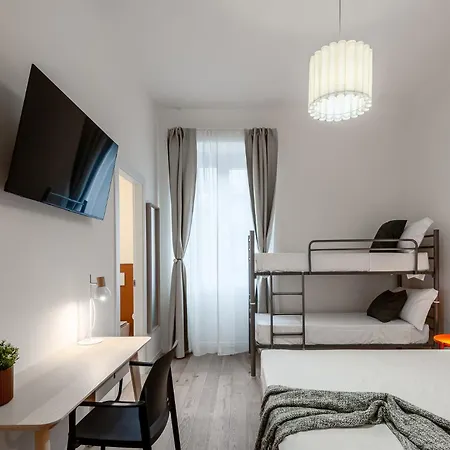Stayeasy Station - Cozy 3 Bedrooms 3 Baths * ميلان