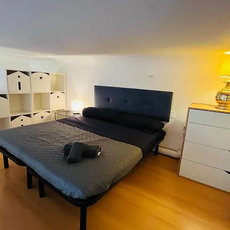 Via Lanzone 5 - Velo * Milão