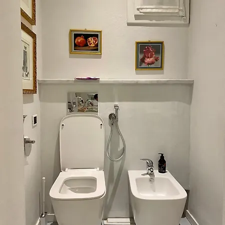 Apartment Comfortable And Convenient In Downtown