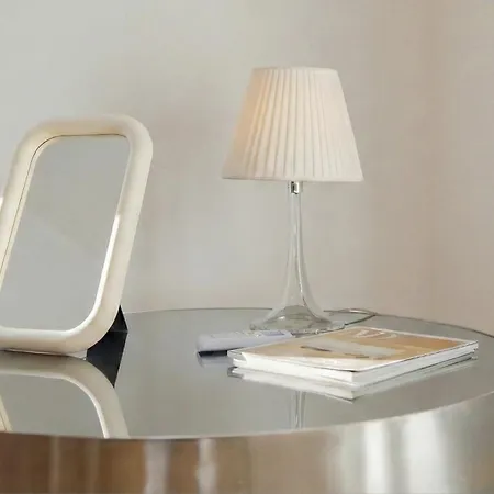 Modern One-bedroom With Terrace - Naviglio Martesana Daire *