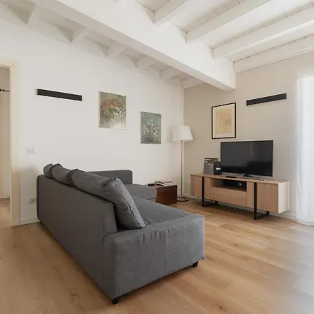 Guesthost - Cozy Porta Vittoria Area Apartman *